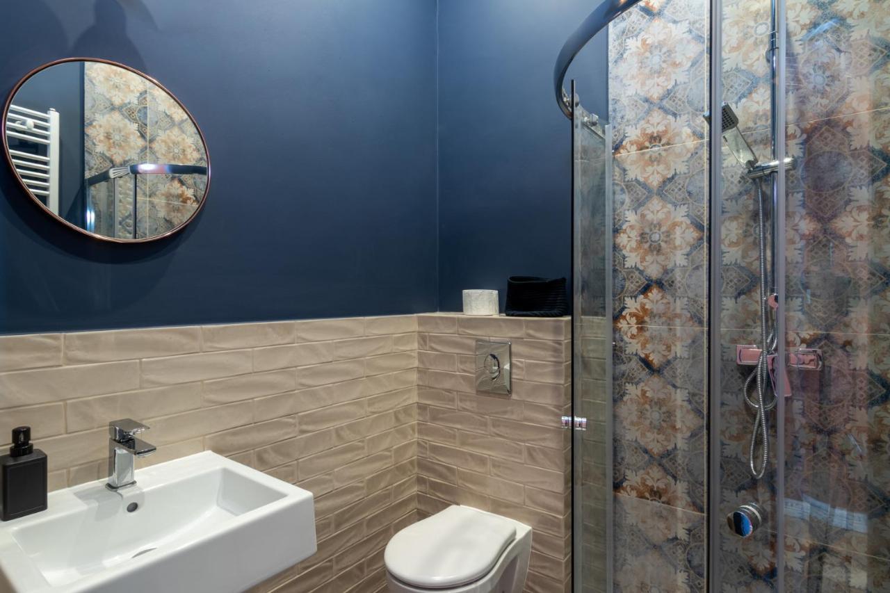 Barbacan Suites - Old Town Apartments - By Upstairs كراكوفيا المظهر الخارجي الصورة