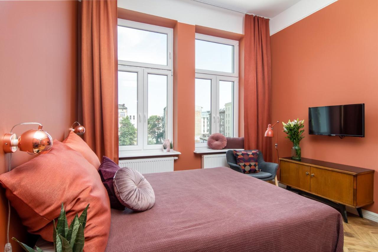 Barbacan Suites - Old Town Apartments - By Upstairs كراكوفيا المظهر الخارجي الصورة